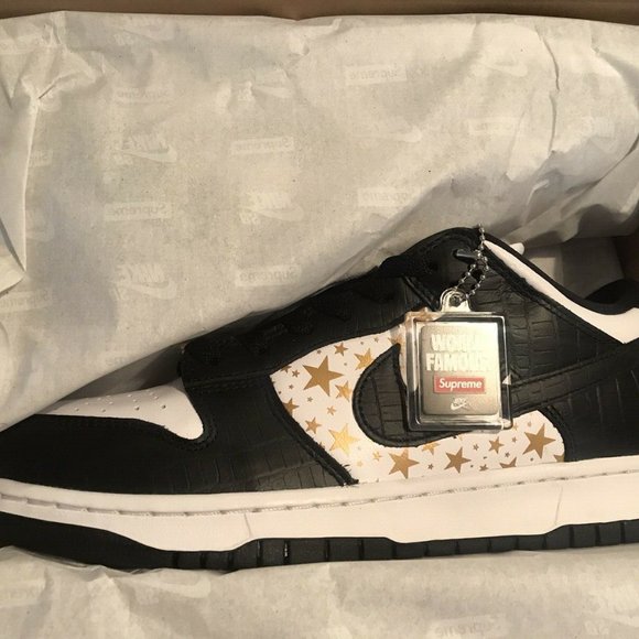 Nike SB Dunk Low Supreme Stars Black main image 7
